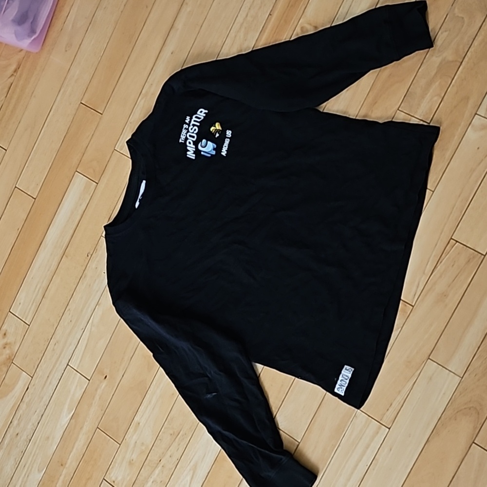 Long sleeve top